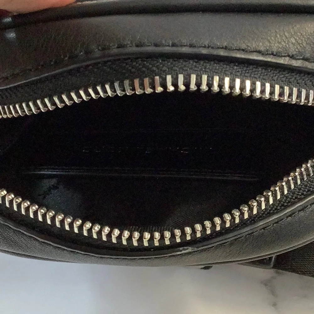 NWT Michael Kors Hudson Flap Phone Crossbody Brown/Black Signature
